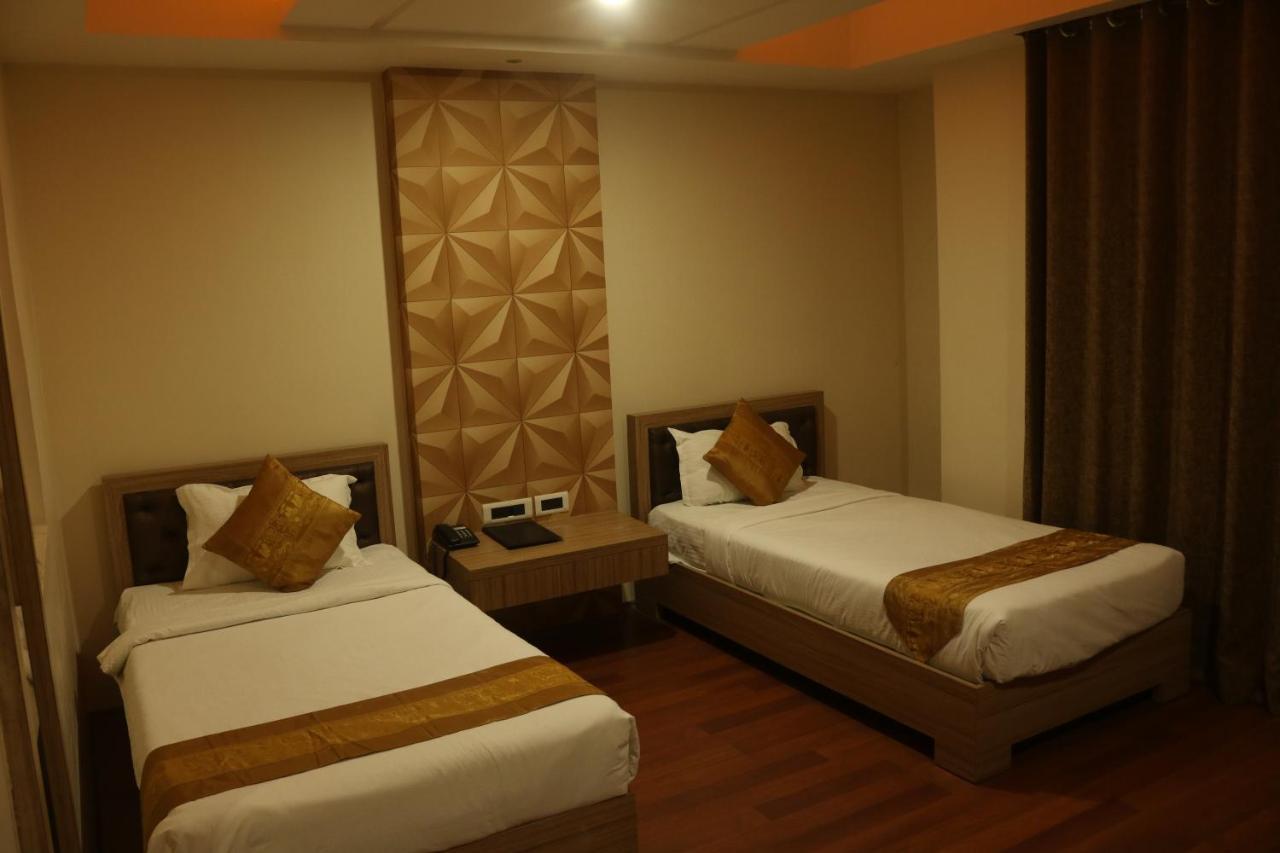 Hotel The Kalyaniz 구와하티 외부 사진